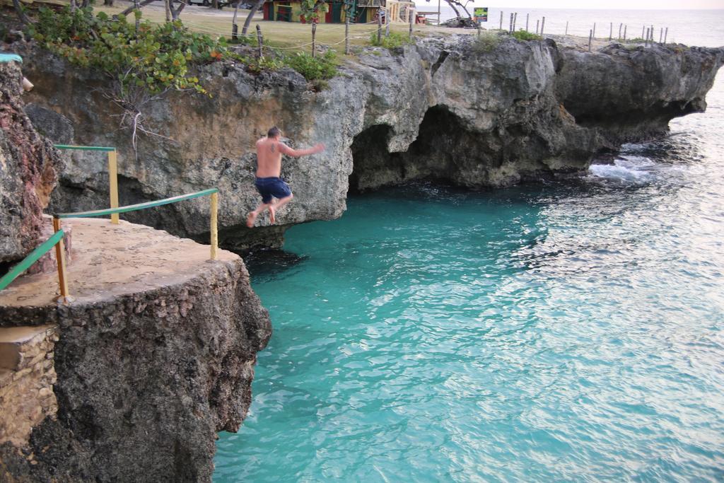 Xtabi Resort Negril Buitenkant foto